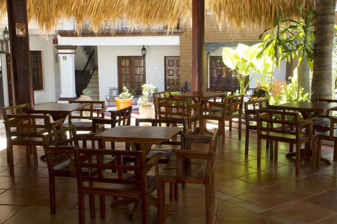 Imagen general del Hotel Casa De Adobe Gallery and Luxury Boutique. Foto 5