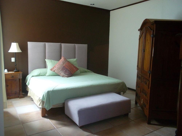 Imagen general del Hotel Casa De Adobe Gallery and Luxury Boutique. Foto 14