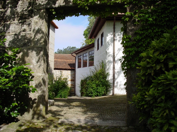 Imagen de los exteriores del Hotel Casa De Alfena. Foto 11