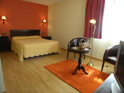 Imagen de la habitación del Hotel Casa De Campo, Soto de Cangas. Foto 3