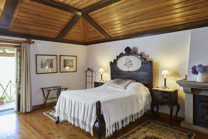 Imagen de la habitación del Hotel Casa De Canedo. Foto 5