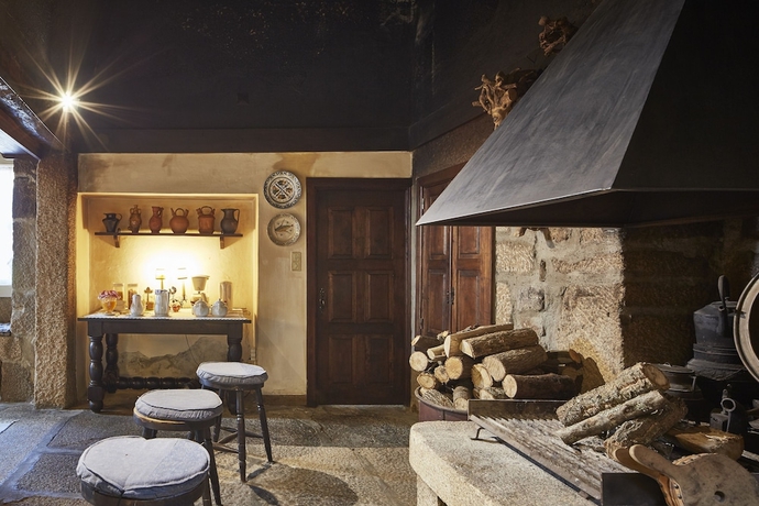 Imagen de los interiores del Hotel Casa De Canedo. Foto 15