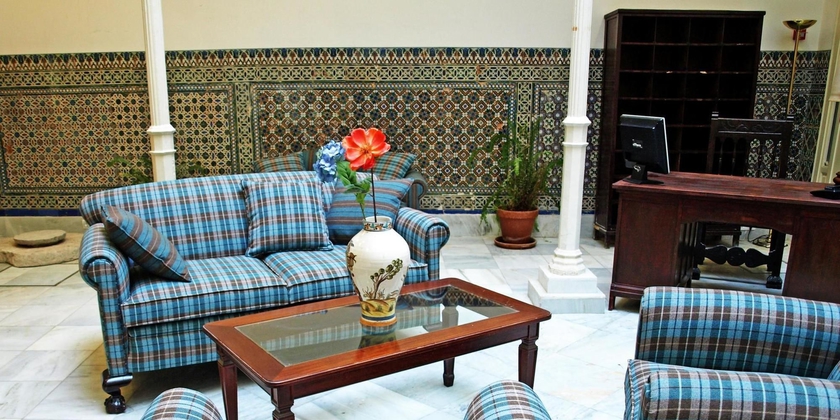 Imagen de los interiores del Hotel Casa De Colón. Foto 14