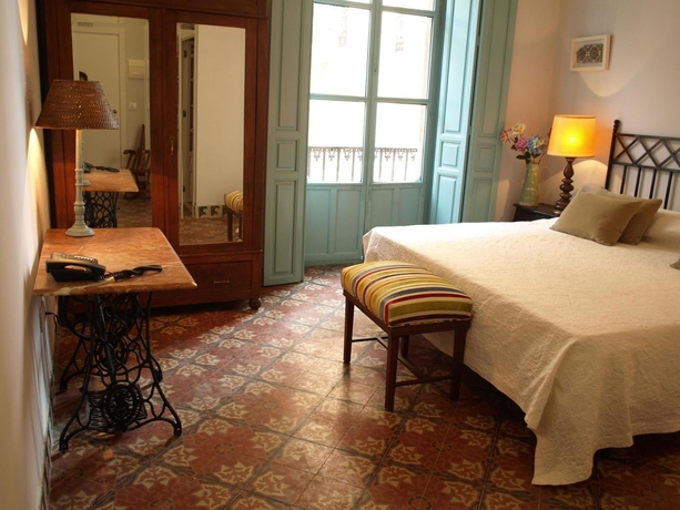 Imagen de la habitación del Hotel Casa De Colón. Foto 4