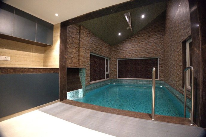 Imagen de la piscina del Hotel Casa De Katson. Foto 13