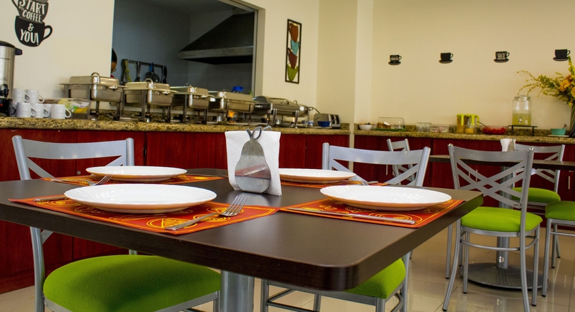 Imagen del bar/restaurante del Hotel Casa De La Iaia. Foto 6