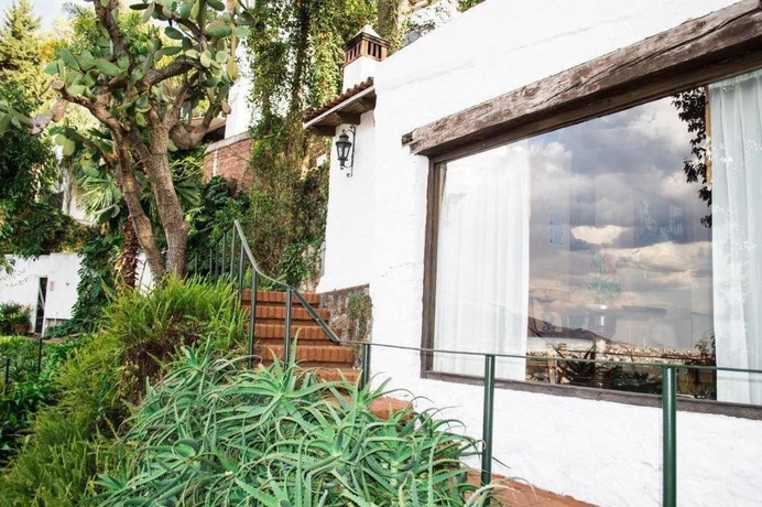 Imagen de los exteriores del Hotel Casa De La Loma. Foto 11