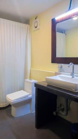 Imagen general del Hotel Casa De Lamore Sea View Resort. Foto 5