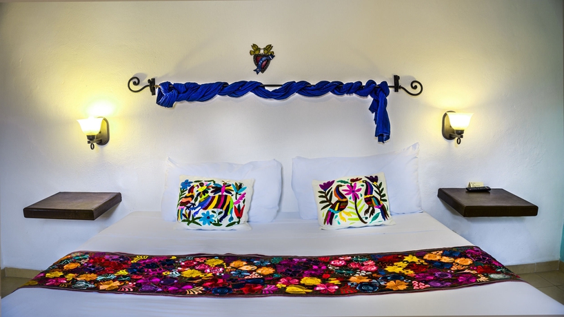 Imagen de la habitación del Hotel Casa De Las Flores. Foto 8