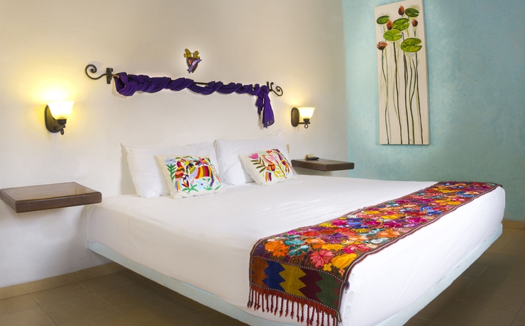 Imagen de la habitación del Hotel Casa De Las Flores. Foto 9