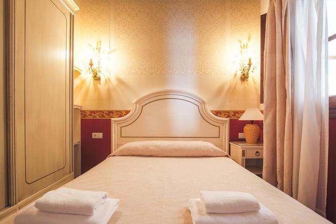 Imagen de la habitación del Hotel Casa De Las Mercedes. Foto 7