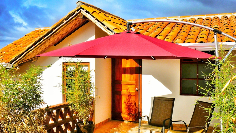 Imagen de los exteriores del Hotel Casa De Las Rosas. Foto 14