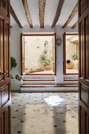 Imagen de los interiores del Hotel Casa De Los Arcos. Foto 16