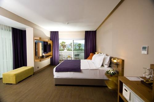 Imagen de la habitación del Hotel Casa De Maris Spa Y Resort. Foto 22