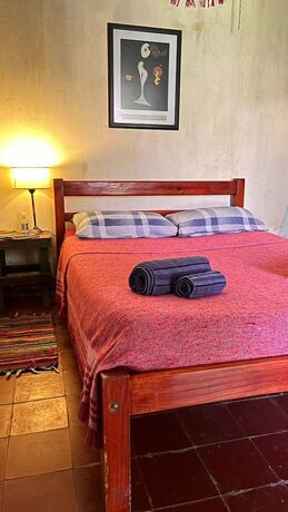 Imagen general del Hotel Casa Del &Aacute;rbol, Concepci&oacute;n del Uruguay. Foto 12