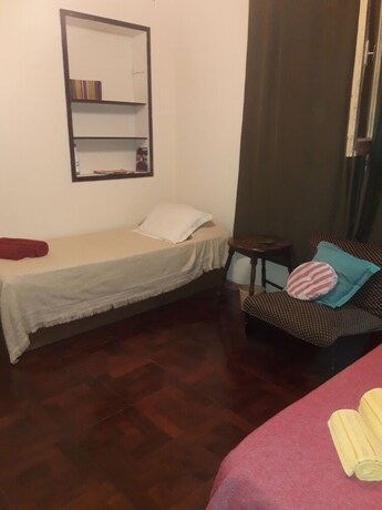 Imagen de la habitación del Hotel Casa Del &Aacute;rbol, Concepci&oacute;n del Uruguay. Foto 21