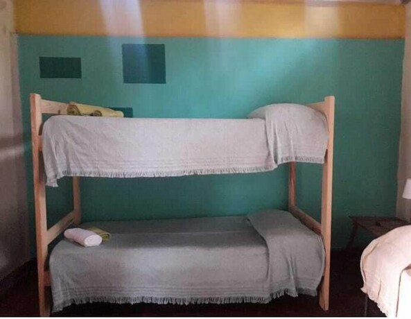 Imagen de la habitación del Hotel Casa Del &Aacute;rbol, Concepci&oacute;n del Uruguay. Foto 24