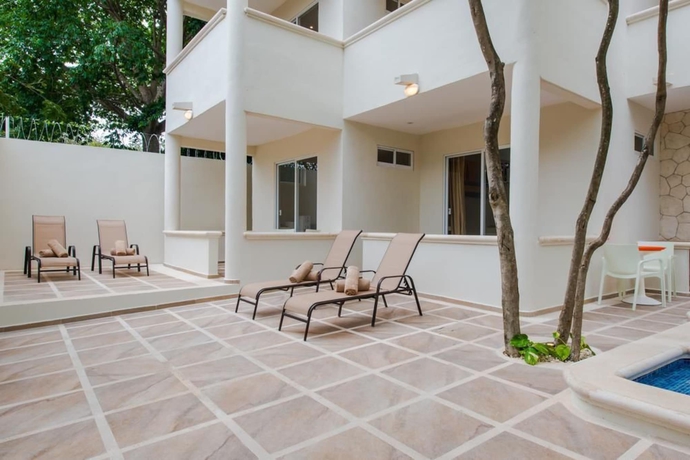 Imagen de los exteriores del Hotel Casa Del &Aacute;rbol Condo. Foto 14