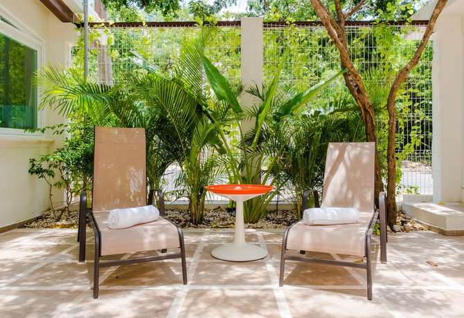 Imagen general del Hotel Casa Del &Aacute;rbol Condo. Foto 2