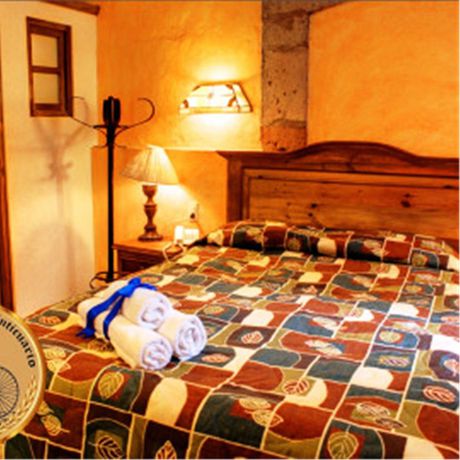 Imagen de la habitación del Hotel Casa Del Anticuario. Foto 9