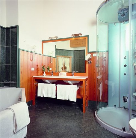 Imagen de la habitación del Hotel Casa Del Campo. Foto 11