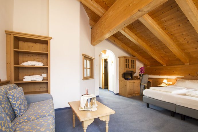 Imagen de la habitación del Hotel Casa Del Campo. Foto 13