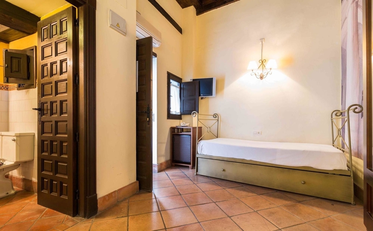 Imagen de la habitación del Hotel Casa Del Capitel Nazari. Foto 3