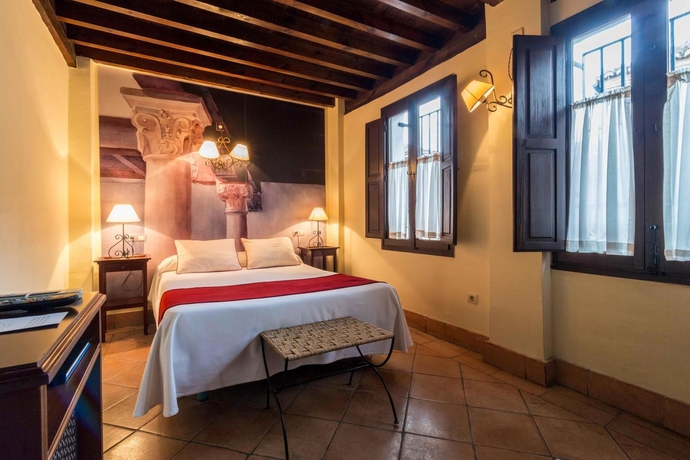 Imagen de la habitación del Hotel Casa Del Capitel Nazari. Foto 4