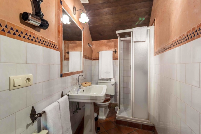 Imagen de la habitación del Hotel Casa Del Capitel Nazari. Foto 9