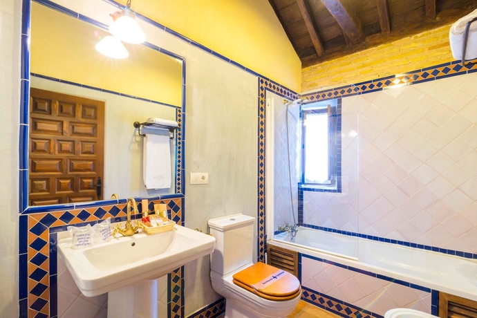 Imagen de la habitación del Hotel Casa Del Capitel Nazari. Foto 12