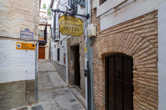 Imagen de los exteriores del Hotel Casa Del Capitel Nazari. Foto 16