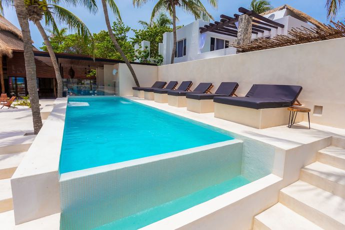 Imagen de la piscina del Hotel Casa Del Jaguar Beach. Foto 16