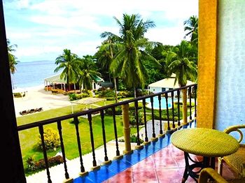 Imagen de la habitación del Hotel Casa Del Mar Beach Resort. Foto 3