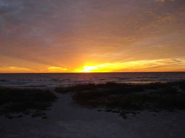 Imagen de la piscina del Hotel Casa Del Mar Longboat Key. Foto 12