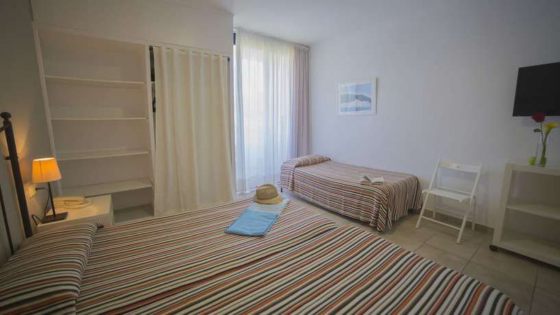 Imagen de la habitación del Hotel Casa Del Mar, Roses. Foto 10