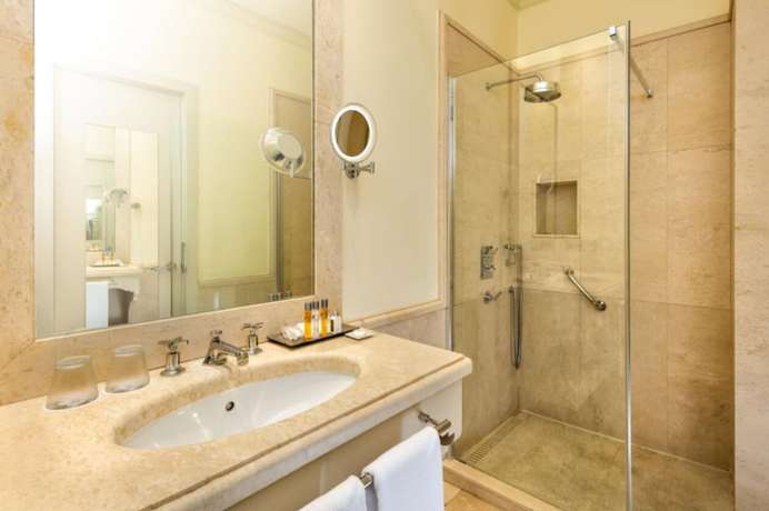 Imagen de la habitación del Hotel Casa Del Poeta. Foto 8