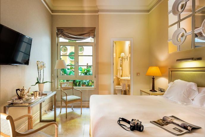 Imagen de la habitación del Hotel Casa Del Poeta. Foto 12