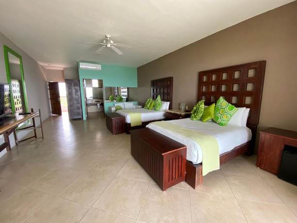 Imagen de la habitación del Hotel Casa Del Puerto. Foto 2