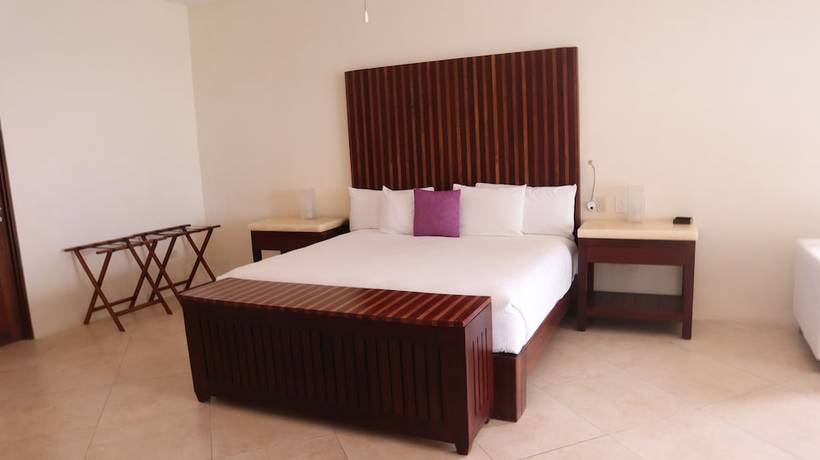 Imagen de la habitación del Hotel Casa Del Puerto. Foto 14