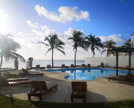 Imagen de la piscina del Hotel Casa Del Puerto. Foto 20