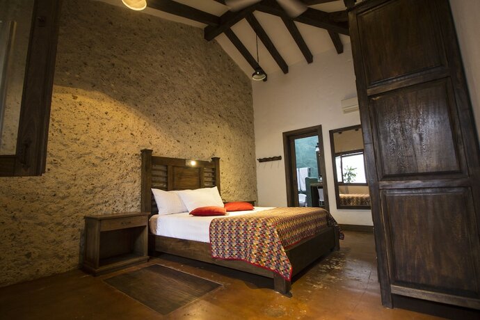 Imagen general del Hotel Casa Del Reloj. Foto 7