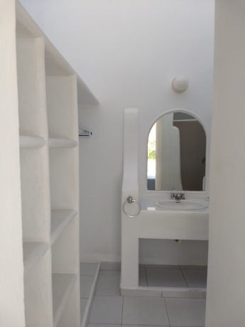 Imagen de la habitación del Hotel Casa Del Sol, Bahia Santa Cruz. Foto 9