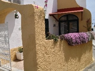 Imagen de los exteriores del Hotel Casa Del Sole, Sant'Angelo. Foto 11