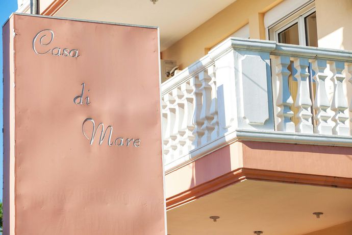 Imagen de los exteriores del Hotel Casa Di Mare Poseidon. Foto 11