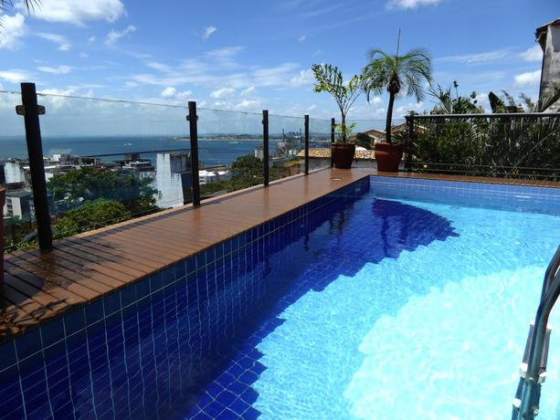 Imagen de la piscina del Hotel Casa Do Amarelindo. Foto 9