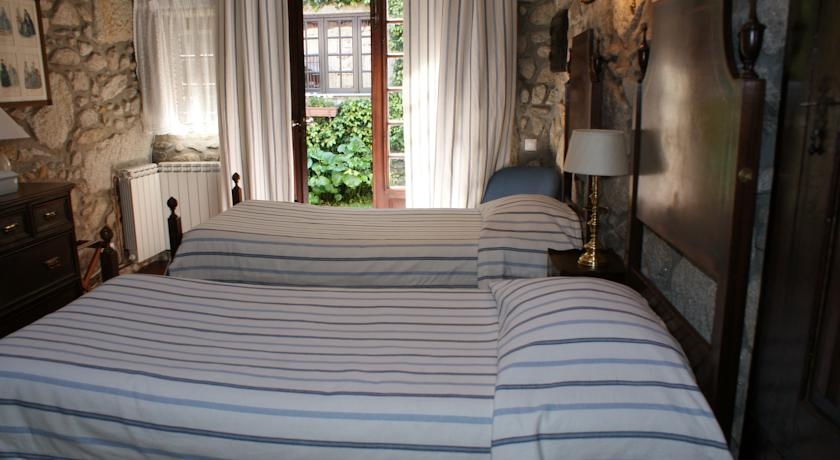Imagen de la habitación del Hotel Casa Do Ameal. Foto 3