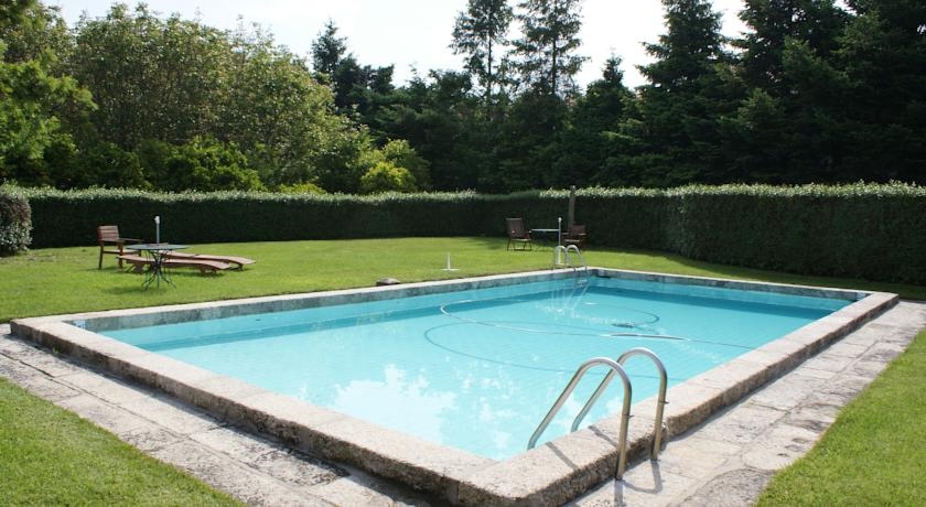 Imagen de la piscina del Hotel Casa Do Ameal. Foto 5