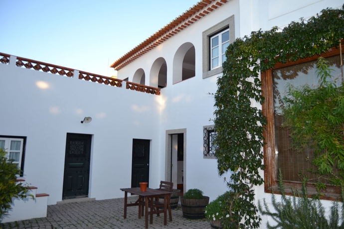 Imagen de los exteriores del Hotel Casa Do Rossio. Foto 12