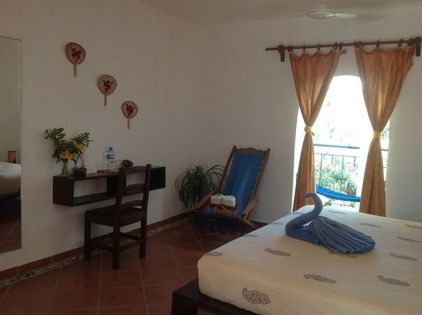 Imagen de la piscina del Hotel Casa Don Diego. Foto 15