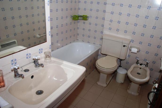 Imagen de la habitación del Hotel Casa Dos Lagos. Foto 6